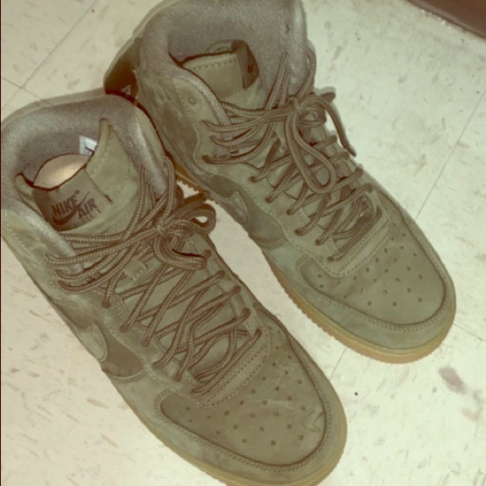 Nike Air Force one hightop